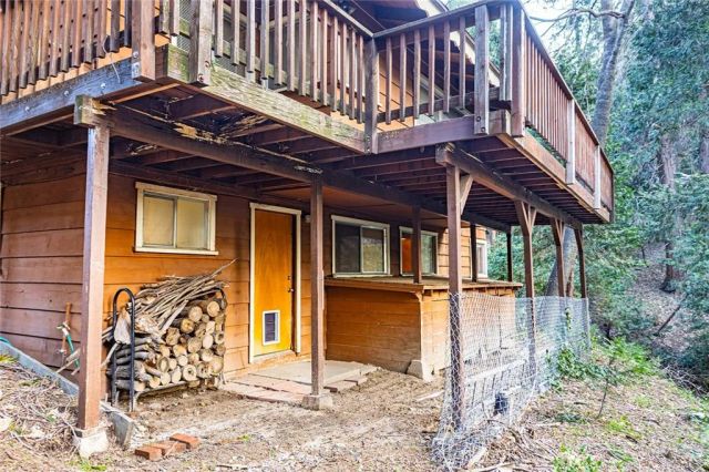 24738 Nestal Court, Crestline, CA 92325