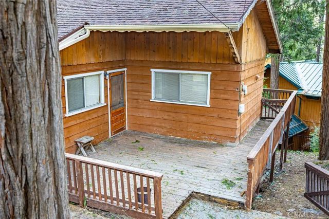 24738 Nestal Court, Crestline, CA 92325
