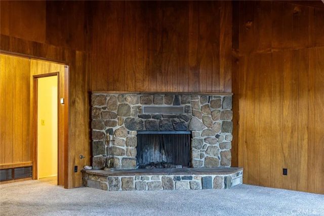 24738 Nestal Court, Crestline, CA 92325