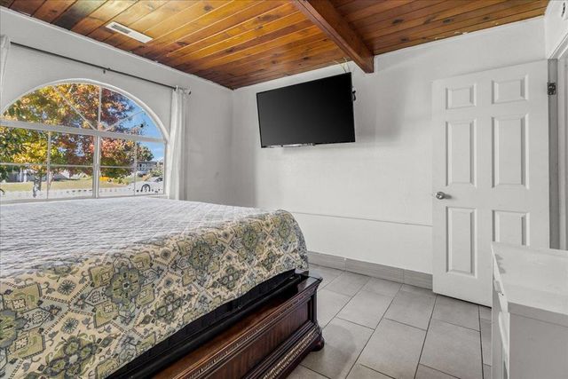 1238 Granada Avenue, Salinas, CA 93906