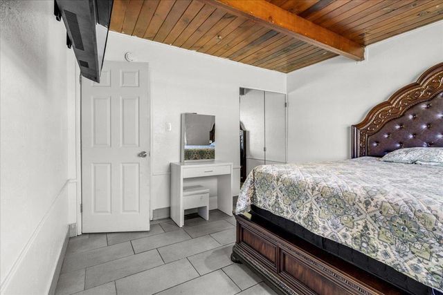 1238 Granada Avenue, Salinas, CA 93906