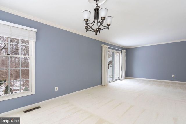 11 BOGEY CIR, Doylestown, PA 18901