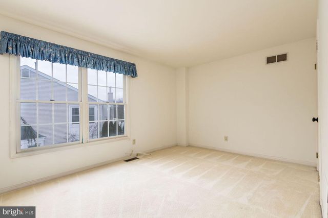 11 BOGEY CIR, Doylestown, PA 18901