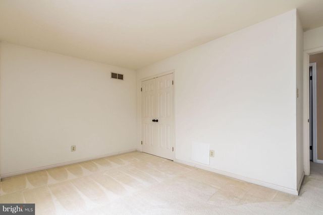 11 BOGEY CIR, Doylestown, PA 18901