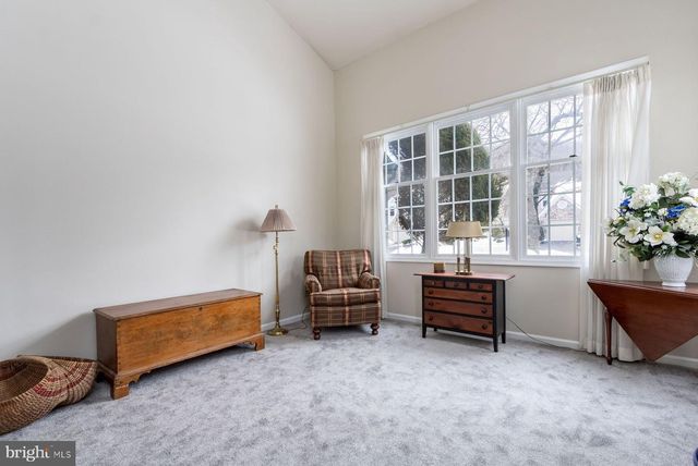 11 BOGEY CIR, Doylestown, PA 18901