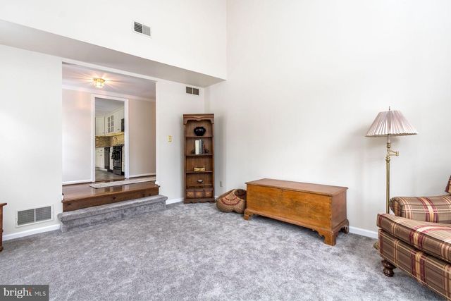 11 BOGEY CIR, Doylestown, PA 18901