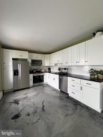 225 DORRANCE ST, Bristol, PA 19007