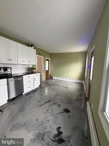 225 DORRANCE ST, Bristol, PA 19007