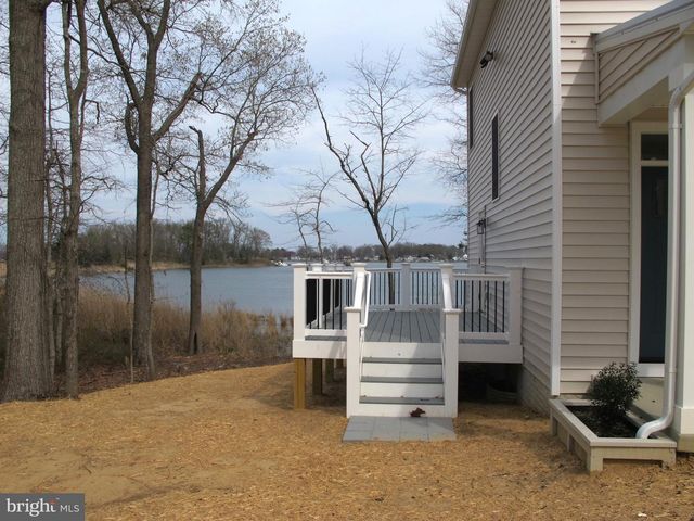 1252 SHORE DR, Colonial Beach, VA 22443