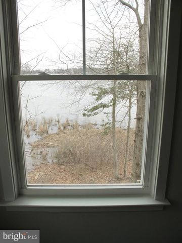 1252 SHORE DR, Colonial Beach, VA 22443