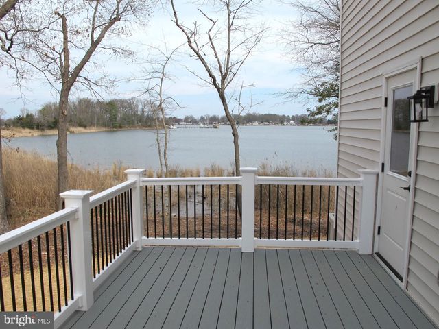 1252 SHORE DR, Colonial Beach, VA 22443