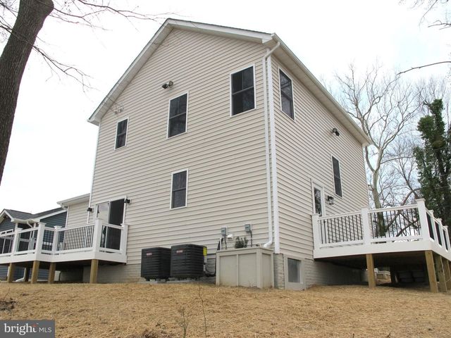 1252 SHORE DR, Colonial Beach, VA 22443