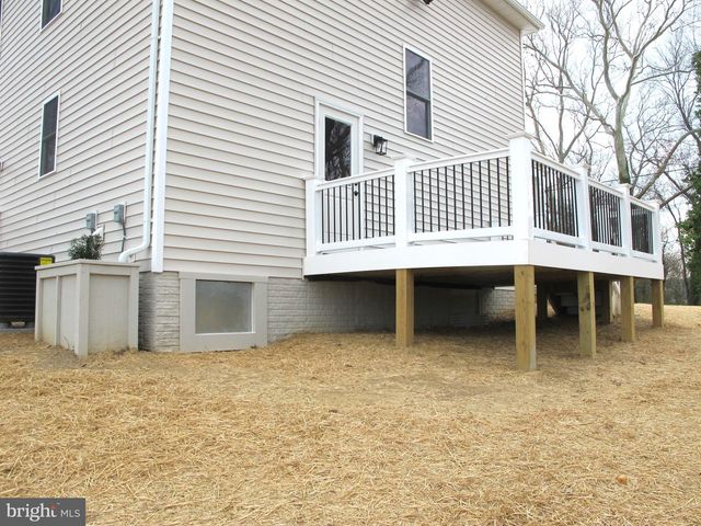 1252 SHORE DR, Colonial Beach, VA 22443