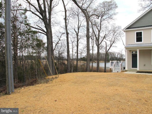 1252 SHORE DR, Colonial Beach, VA 22443