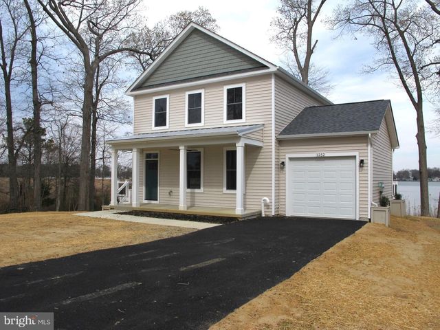 1252 SHORE DR, Colonial Beach, VA 22443