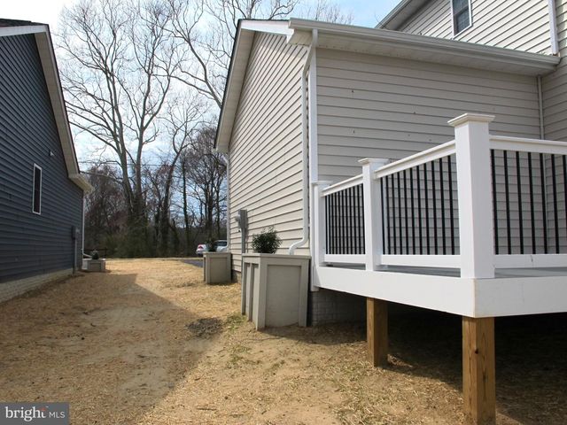 1252 SHORE DR, Colonial Beach, VA 22443