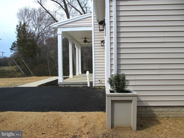 1252 SHORE DR, Colonial Beach, VA 22443