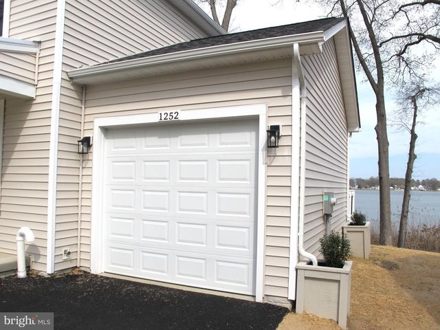 1252 SHORE DR, Colonial Beach, VA 22443