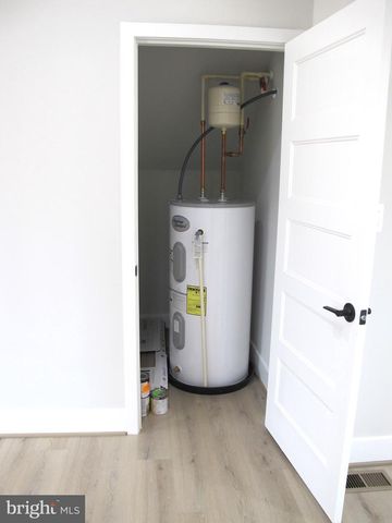 1252 SHORE DR, Colonial Beach, VA 22443