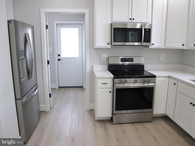 1252 SHORE DR, Colonial Beach, VA 22443