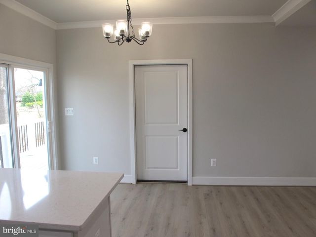 1252 SHORE DR, Colonial Beach, VA 22443