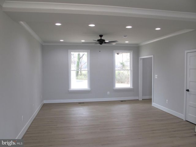 1252 SHORE DR, Colonial Beach, VA 22443