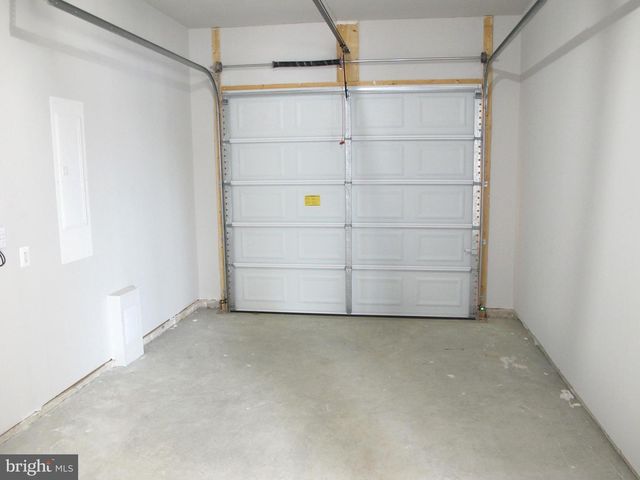 1252 SHORE DR, Colonial Beach, VA 22443