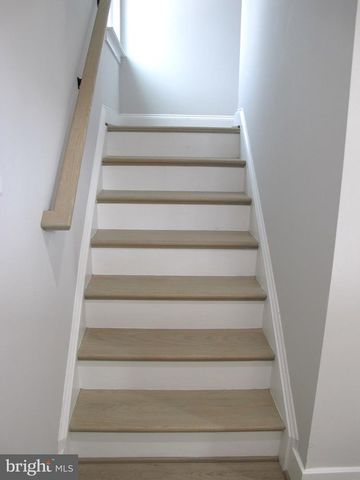 1252 SHORE DR, Colonial Beach, VA 22443