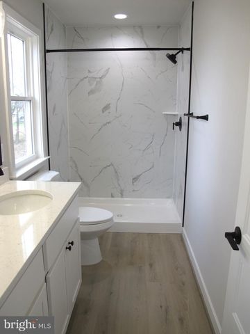 1252 SHORE DR, Colonial Beach, VA 22443