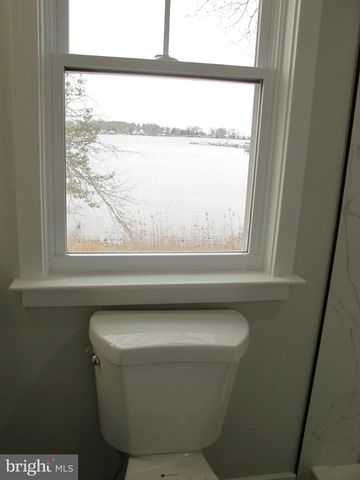 1252 SHORE DR, Colonial Beach, VA 22443