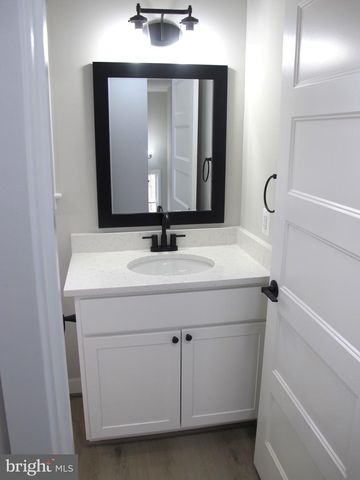 1252 SHORE DR, Colonial Beach, VA 22443