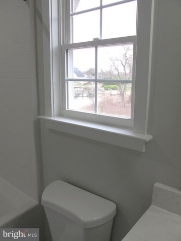 1252 SHORE DR, Colonial Beach, VA 22443