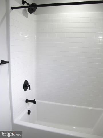 1252 SHORE DR, Colonial Beach, VA 22443