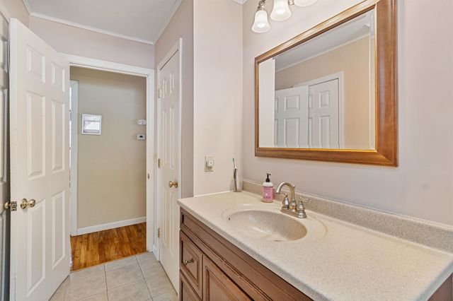 1 Kennedy Drive, Waterbury, VT 05676