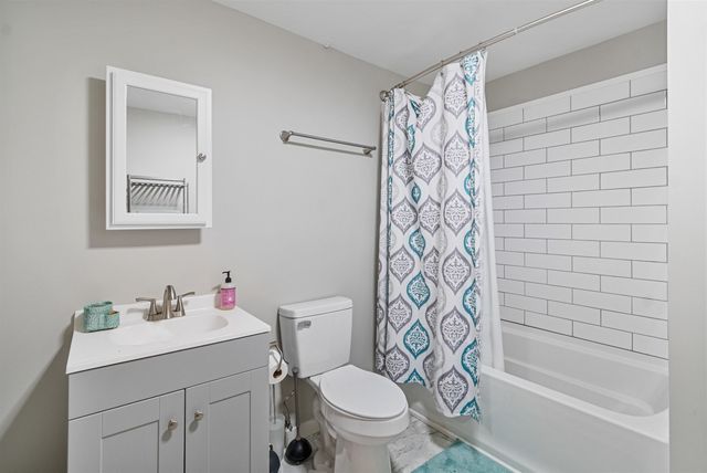 1 Kennedy Drive, Waterbury, VT 05676