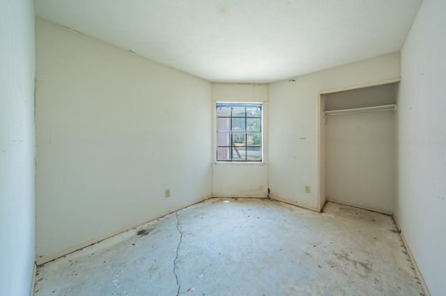 2031 Sharpshire Lane, Arlington, TX 76014