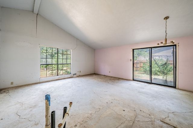 2031 Sharpshire Lane, Arlington, TX 76014