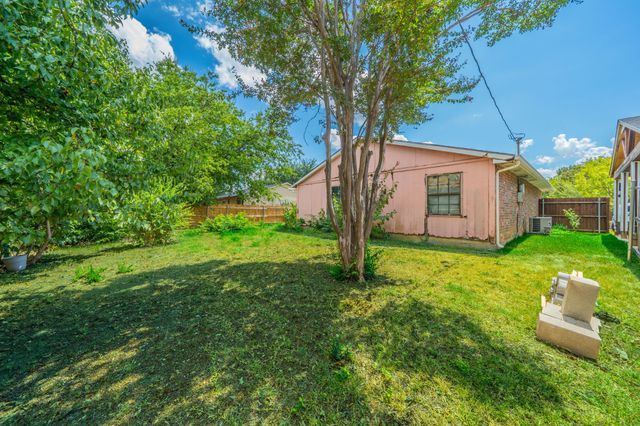 2031 Sharpshire Lane, Arlington, TX 76014