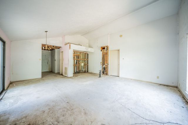 2031 Sharpshire Lane, Arlington, TX 76014