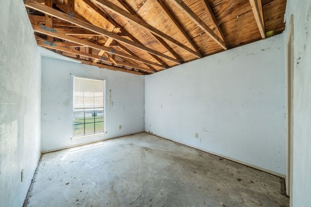 2031 Sharpshire Lane, Arlington, TX 76014