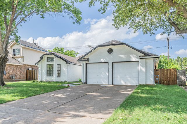 2850 Fenwick Street, Grand Prairie, TX 75052