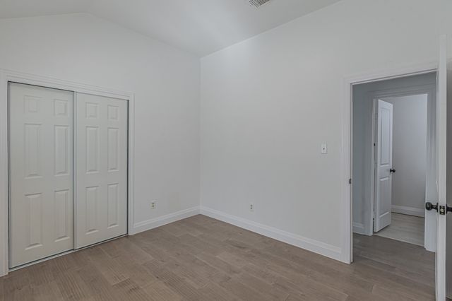 2850 Fenwick Street, Grand Prairie, TX 75052