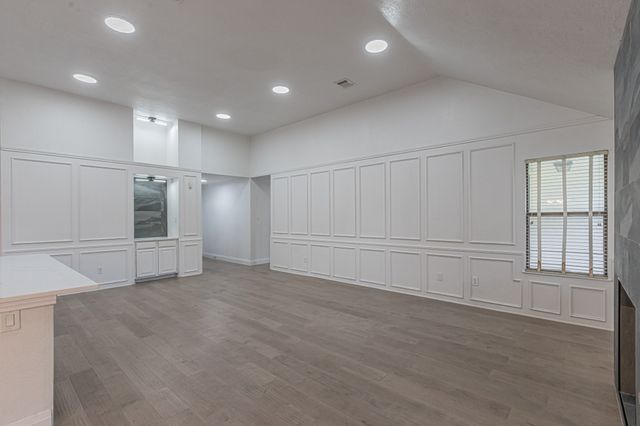2850 Fenwick Street, Grand Prairie, TX 75052