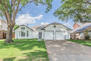 2850 Fenwick Street, Grand Prairie, TX 75052