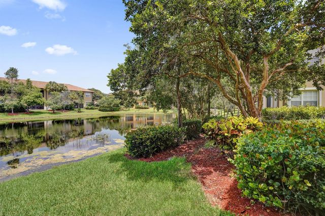 8041 NW 127TH Lane 3-C, Parkland, FL 33076