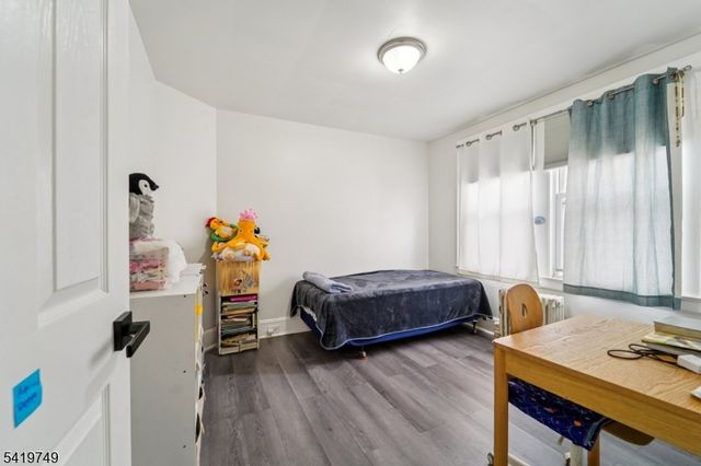 66 Buschmann Ave, Haledon Boro, NJ 07508