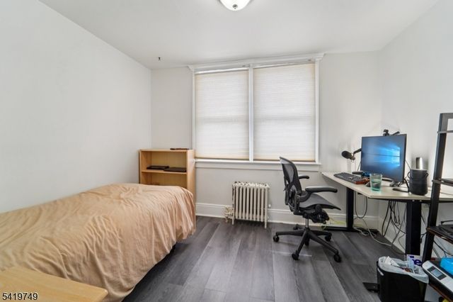 66 Buschmann Ave, Haledon Boro, NJ 07508