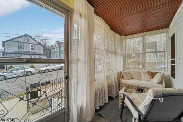 66 Buschmann Ave, Haledon Boro, NJ 07508