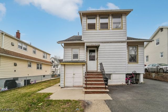 66 Buschmann Ave, Haledon Boro, NJ 07508