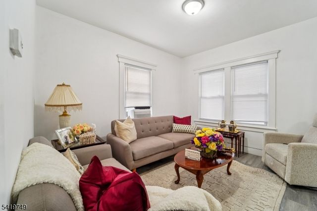 66 Buschmann Ave, Haledon Boro, NJ 07508